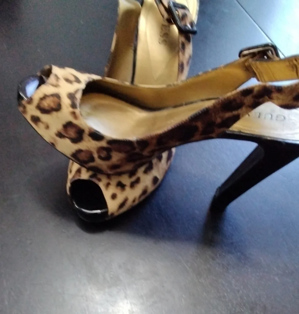 Guess Calf Hair Open Toe Pumps Size   7M
